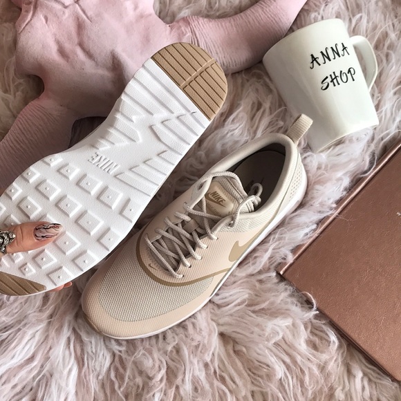 NWT Nike Air Max Thea Rare! - Picture 6 of 7